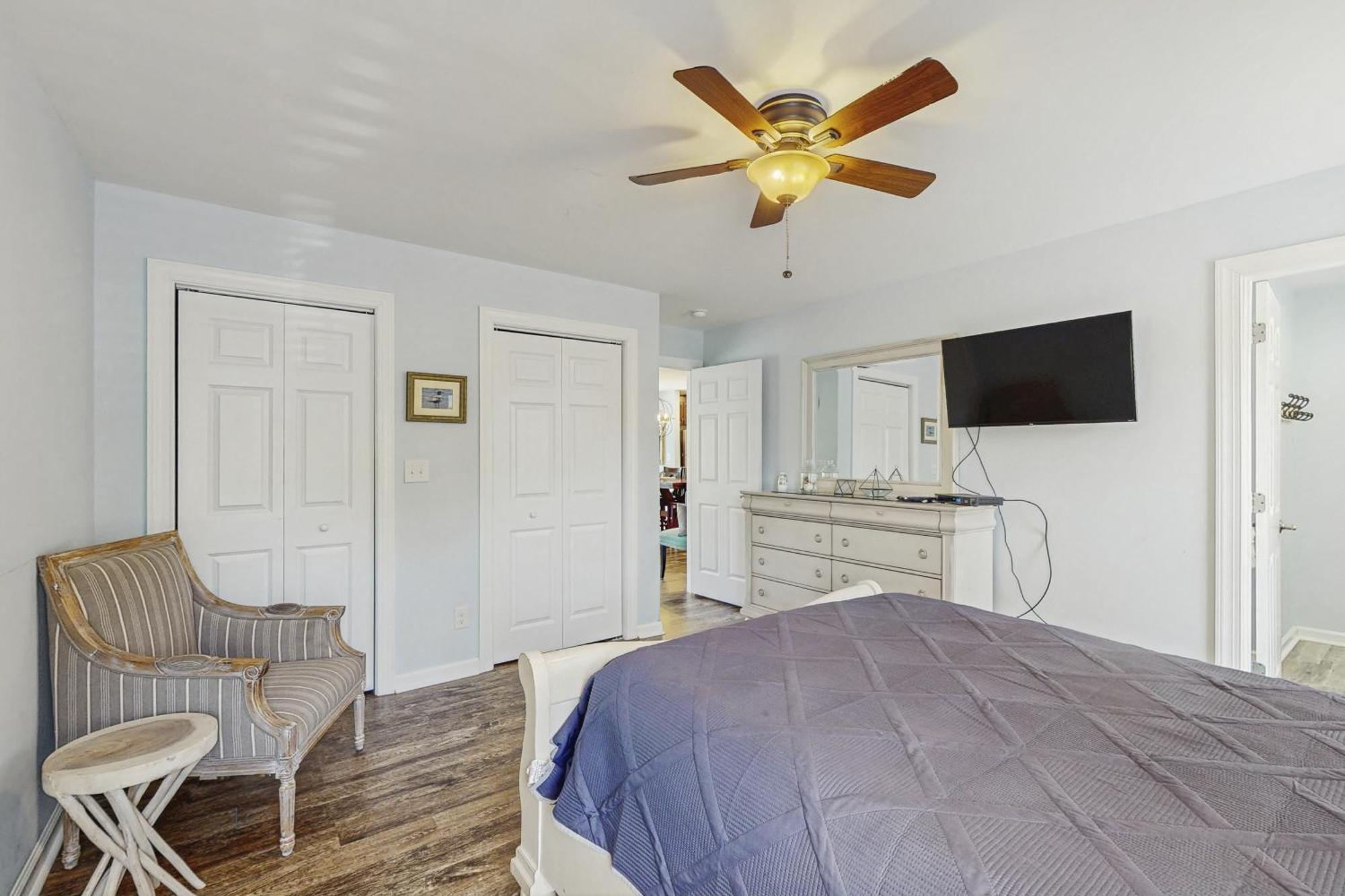Apartment 204 Dry Dock